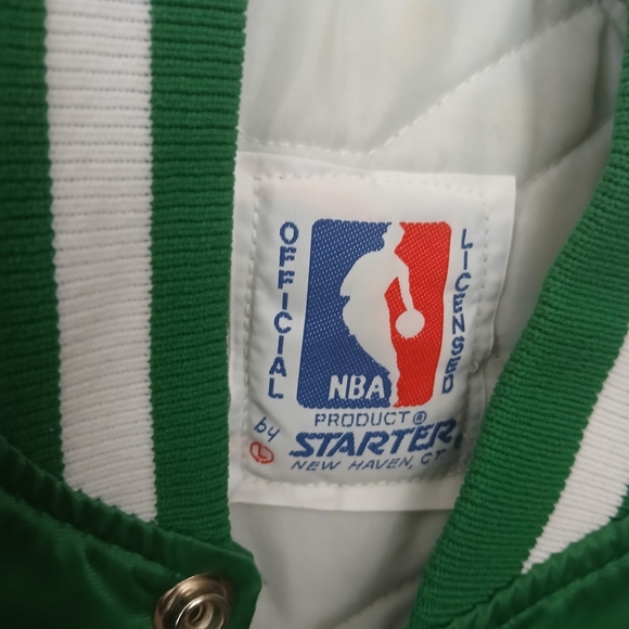 Large Starter Boston Celtics Bomber style Jacket adammosh2016 at Gmail dot com - Picture 4 of 6